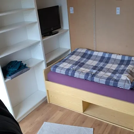 Tivoli 1 Homestay Neumuenster